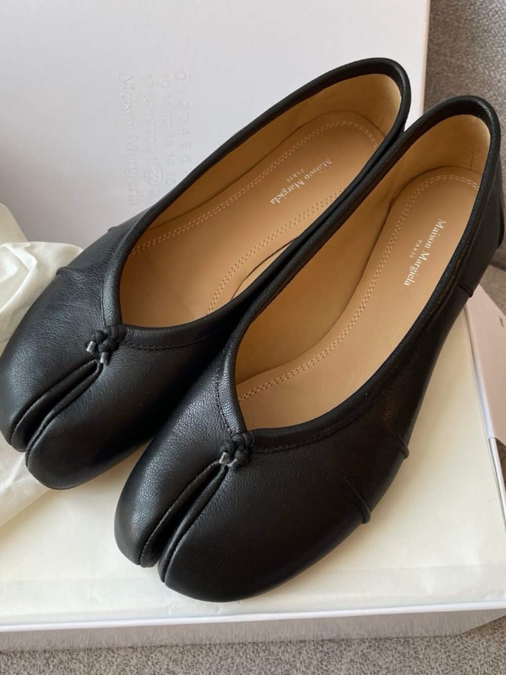 Maison Margiela Tabi Black Lambskin Leather Split‑Toe Ballet Flats Full Box Set - Picture 2 of 8